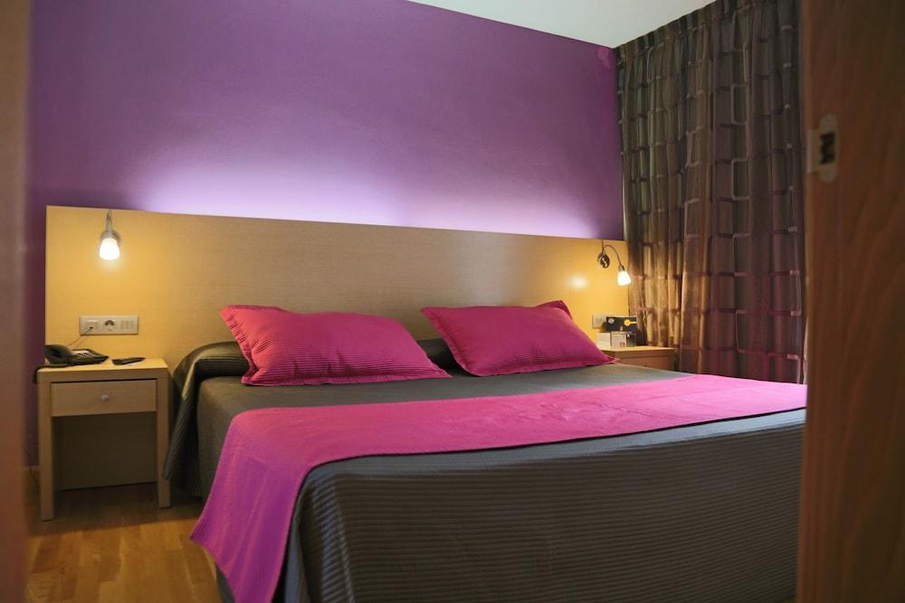 R2 Romantic Fantasia Dreams & Suites Hotel (Adults Only) タラハレホ エクステリア 写真