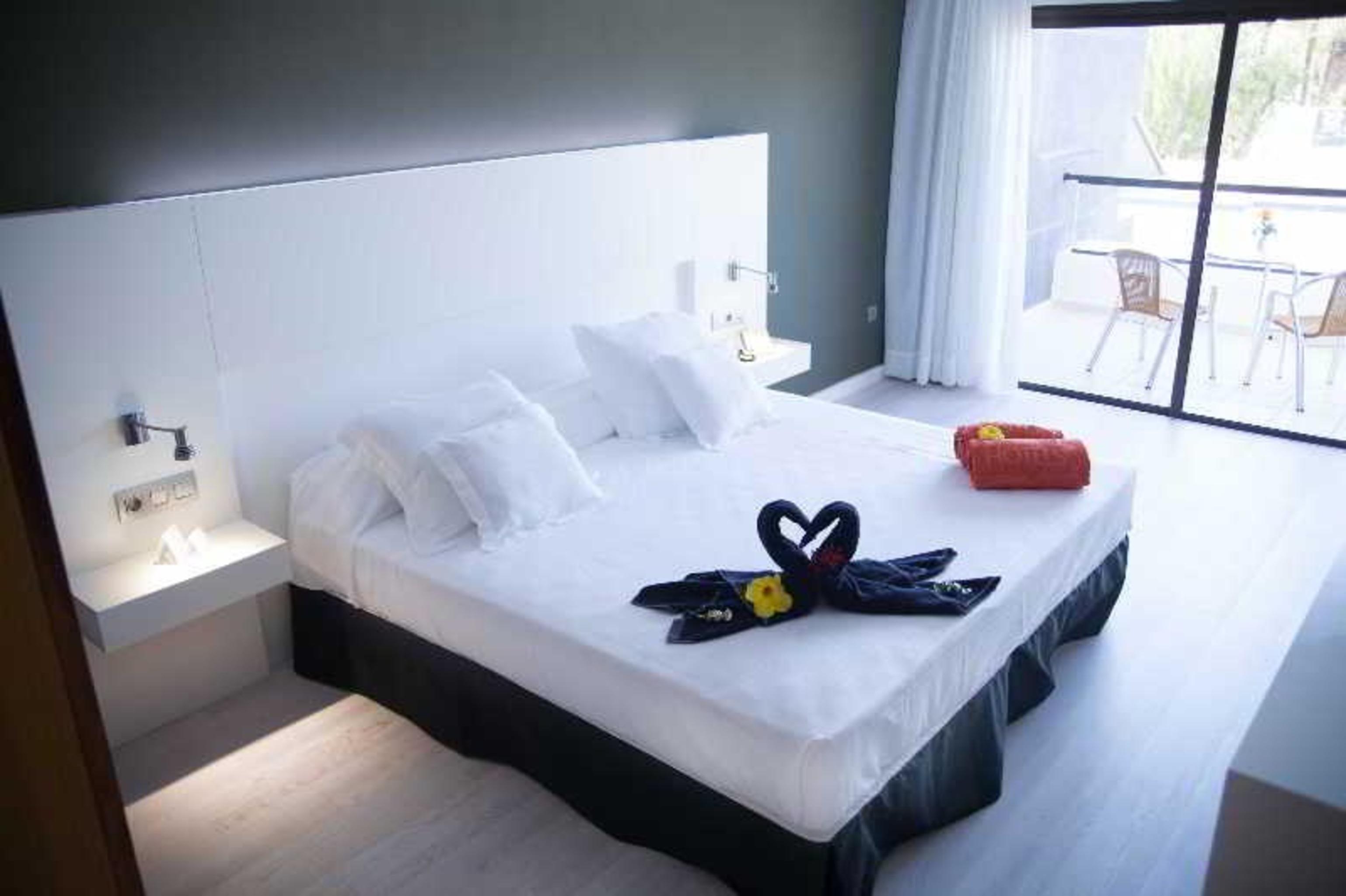R2 Romantic Fantasia Dreams & Suites Hotel (Adults Only) タラハレホ エクステリア 写真